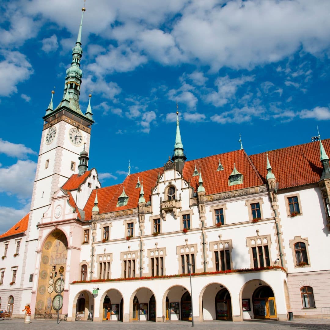 11天【深度捷克世遺之旅】布傑賀維策．皮爾森．古姆洛夫古城．鹿頭堡．布拉格．崩庫瓦鐘乳石洞